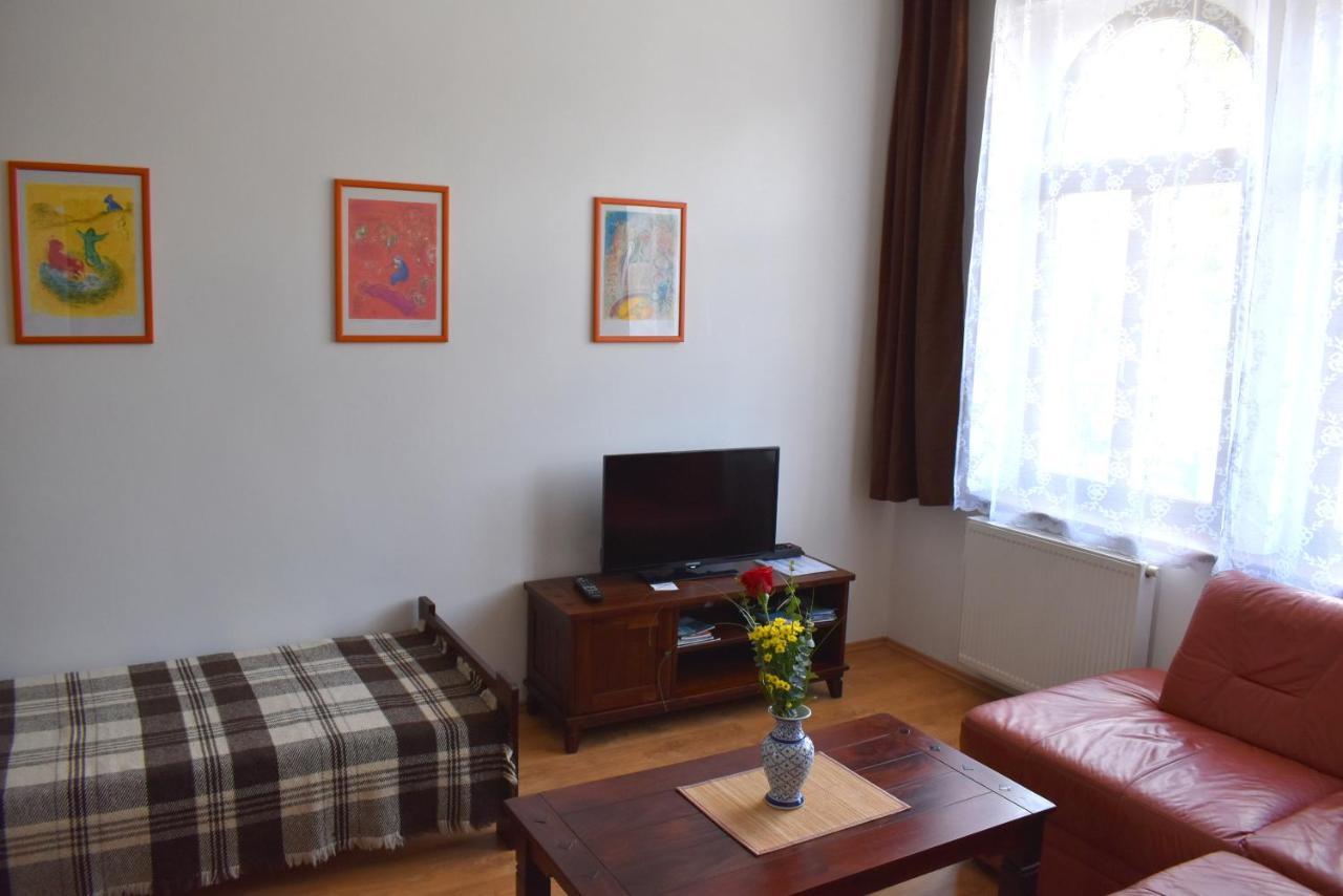 Apartmany Lenka 카를로비바리 외부 사진
