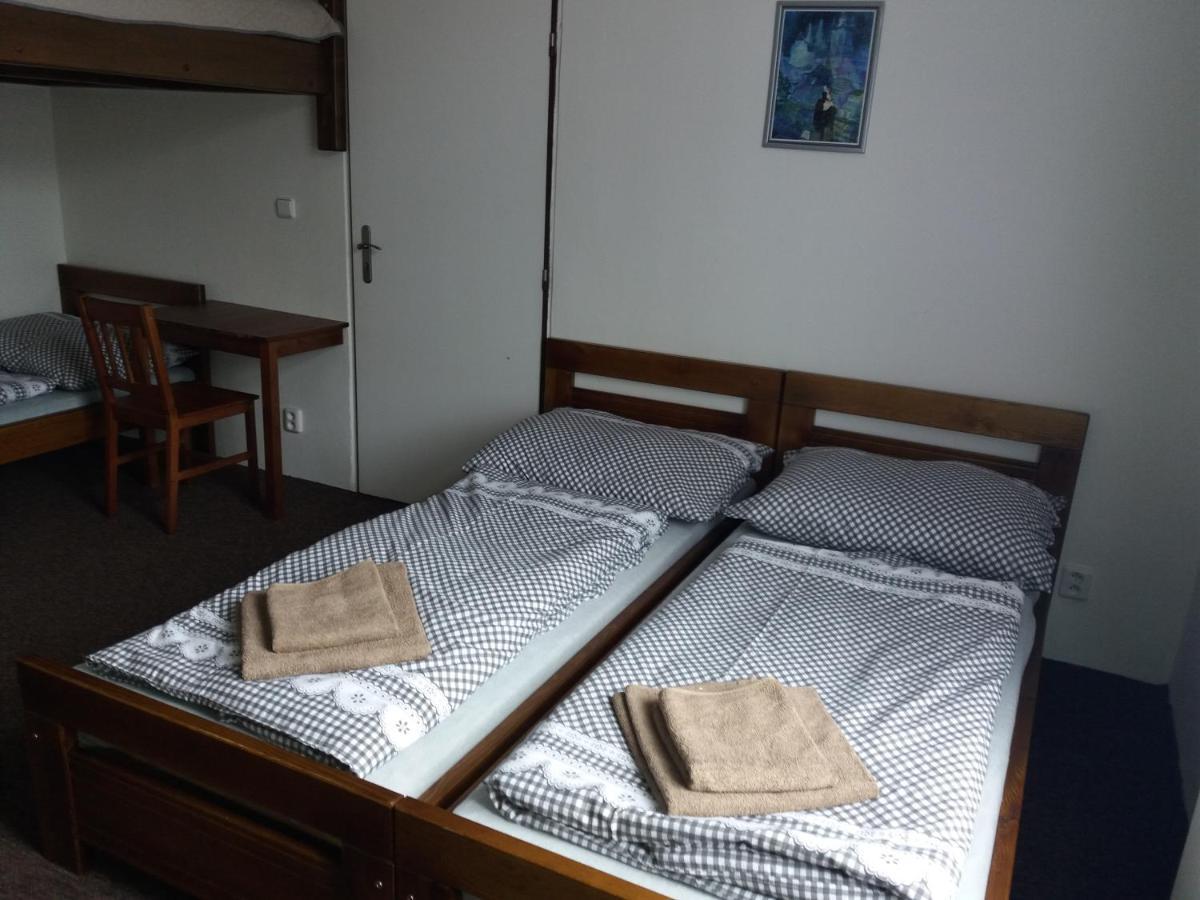 Apartmany Lenka 카를로비바리 외부 사진